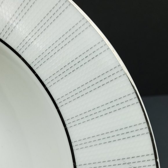 Mikasa Adrian Grey Rimmed Soup Bowls Gray Striped Rim Individual Pasta Bowls - Picture 3 of 7